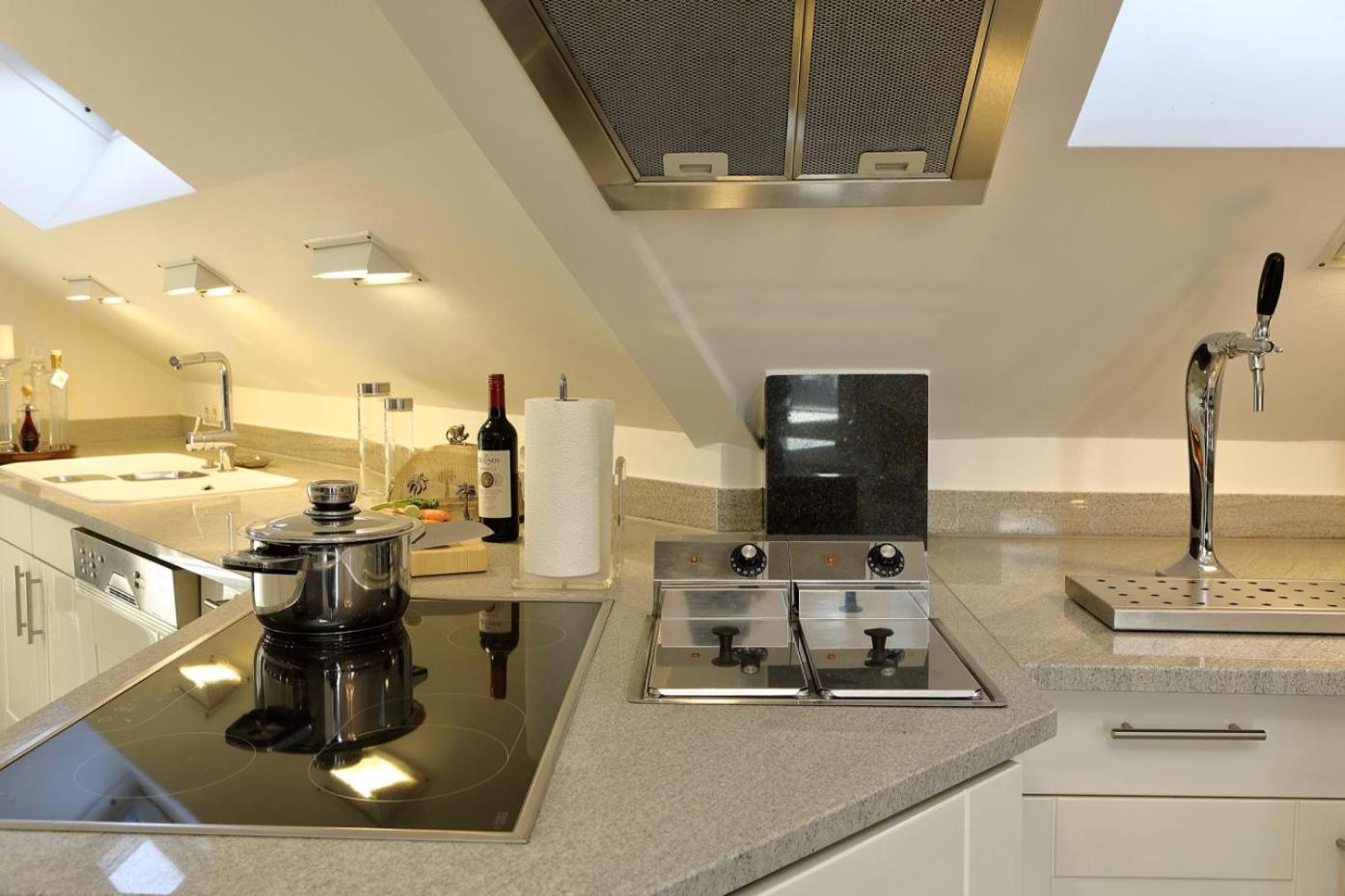 Ferienwohnung Penthouse Muelheim- Ruhr - Zentral - Edel - Luxus Pur Mülheim an der Ruhr Exterior foto